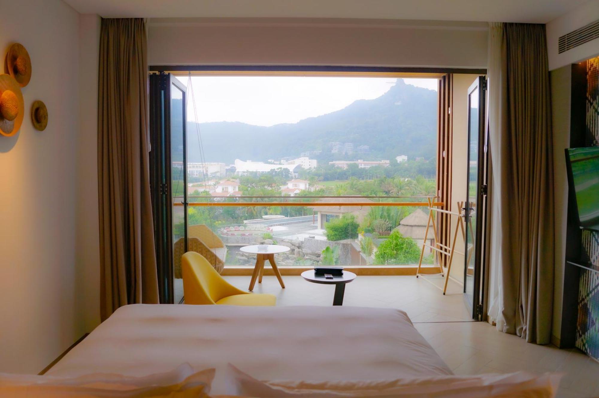 Holiday Inn Resort Qionghai Guantang By Ihg Екстер'єр фото